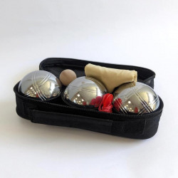 triplette pétanque avec accessoires